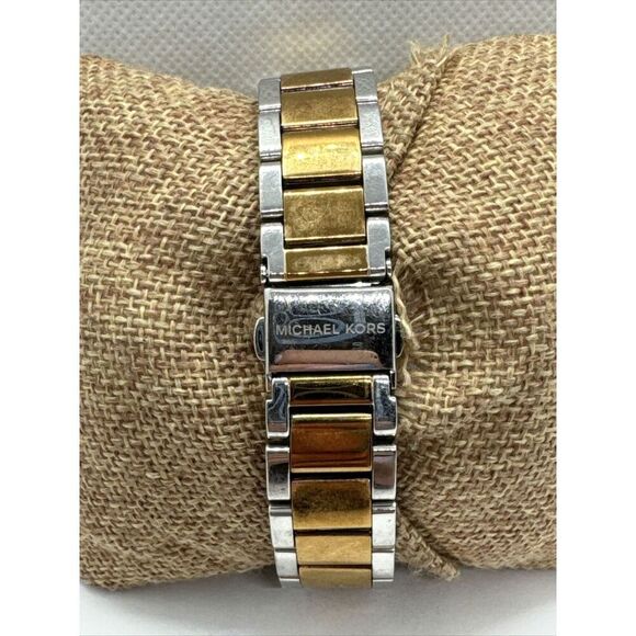 Michael Kors Mini Parker MK6306 Women's Two-tone Analog Dial Quartz Watch JNA791 - Picture 4 of 11